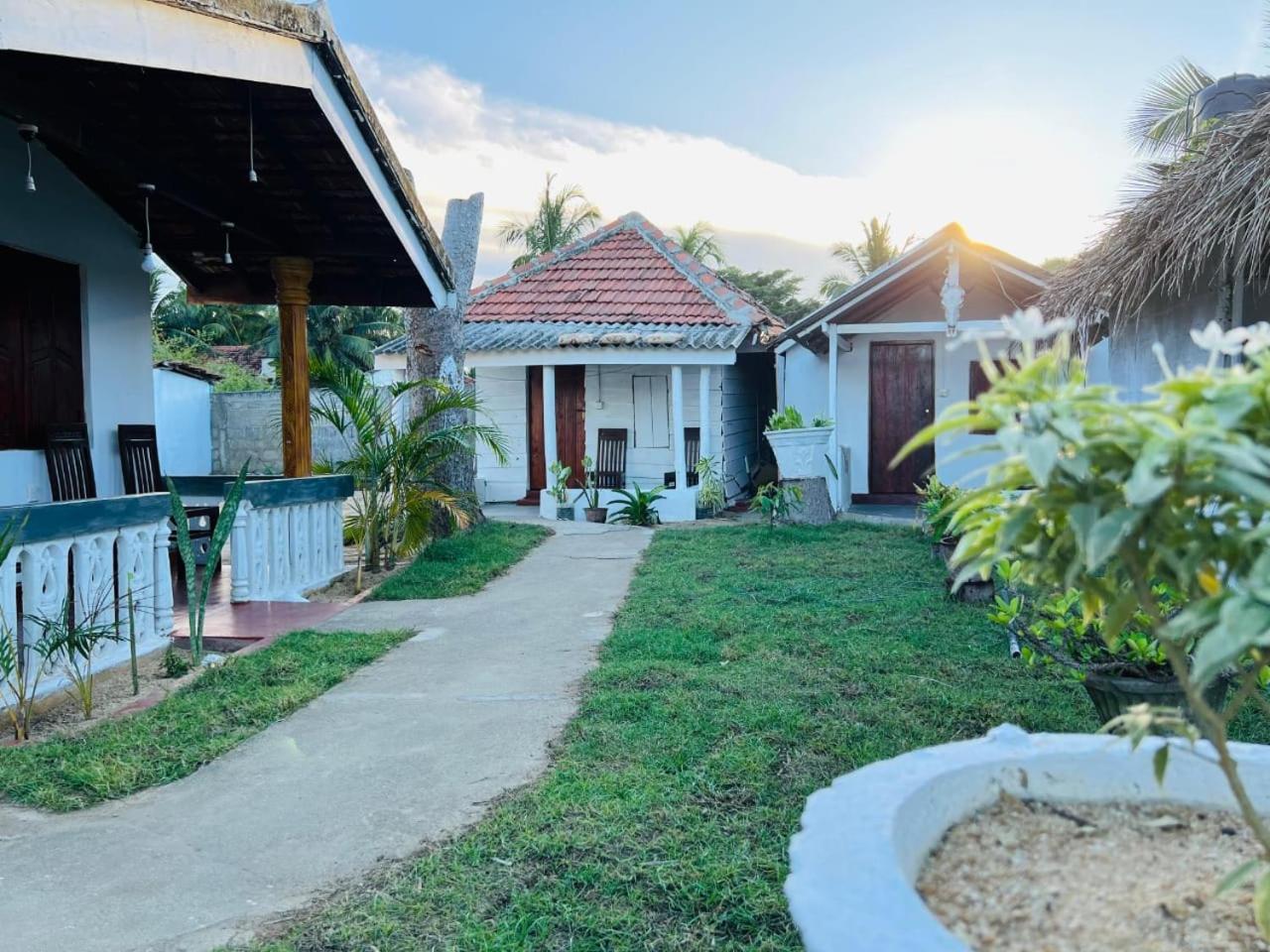 Little Fairy Home B&B Arugam Bay Dış mekan fotoğraf
